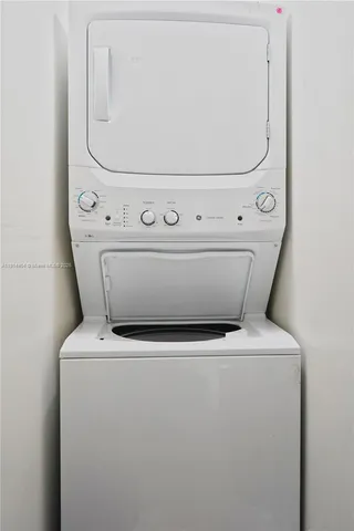 a close up view of washer and dryer