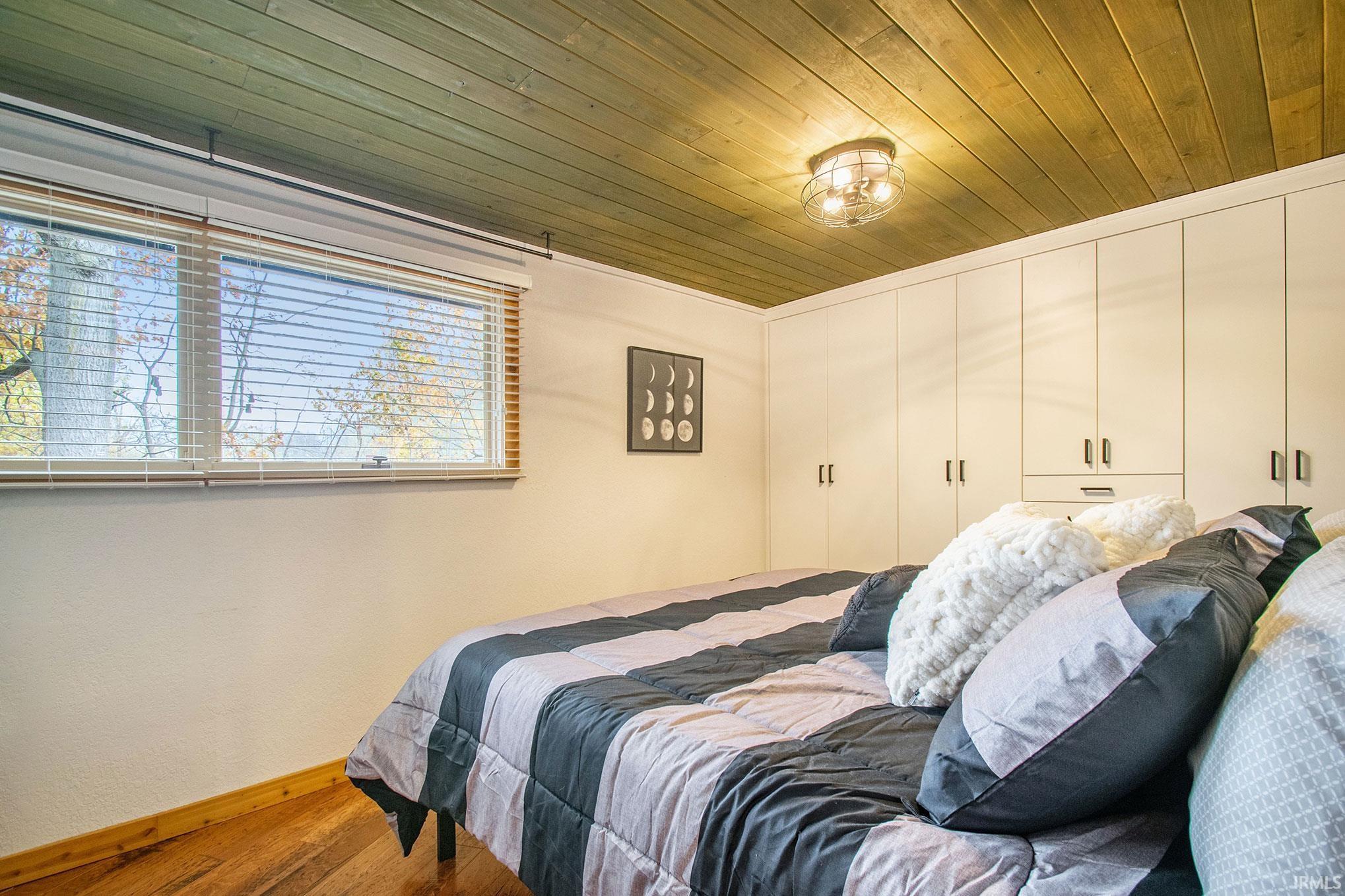 503 North Division Street Bristol, IN 46507 - Photo 29 of 35