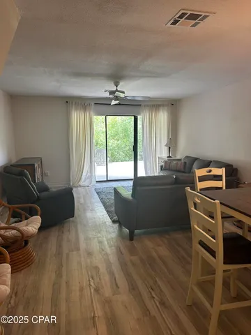 $1,800 | 17751 Panama City Beach Parkway, Unit 9F, Panama City Beach, FL 32413