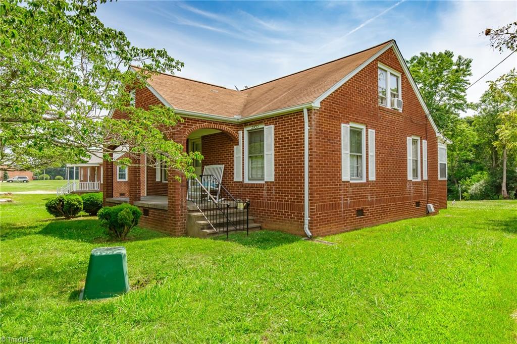 2935 Union Ridge Road Burlington, NC 27217 - Photo 1 of 14 Gallery Image 1