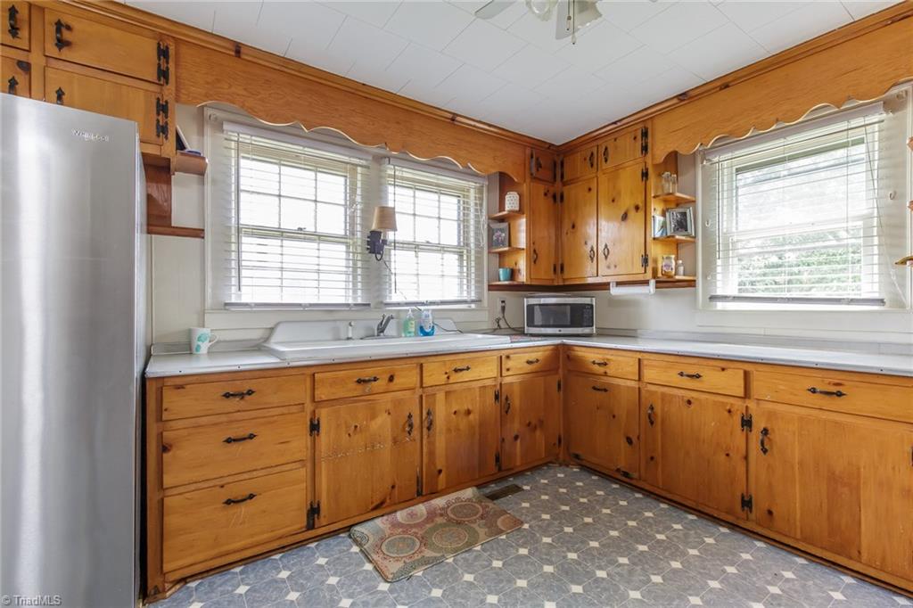 2935 Union Ridge Road Burlington, NC 27217 - Photo 7 of 14 Gallery Image 7