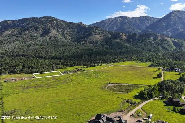$525,000 | Tract C West Wind Trail, Alpine, WY 83128