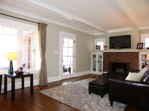 273 Shenstone Road Riverside, IL 60546 - Photo 3 of 15
