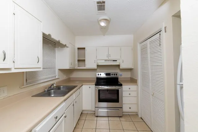 $110,000 | 1223 Cedar Creek Court Northwest, Conyers, GA 30012