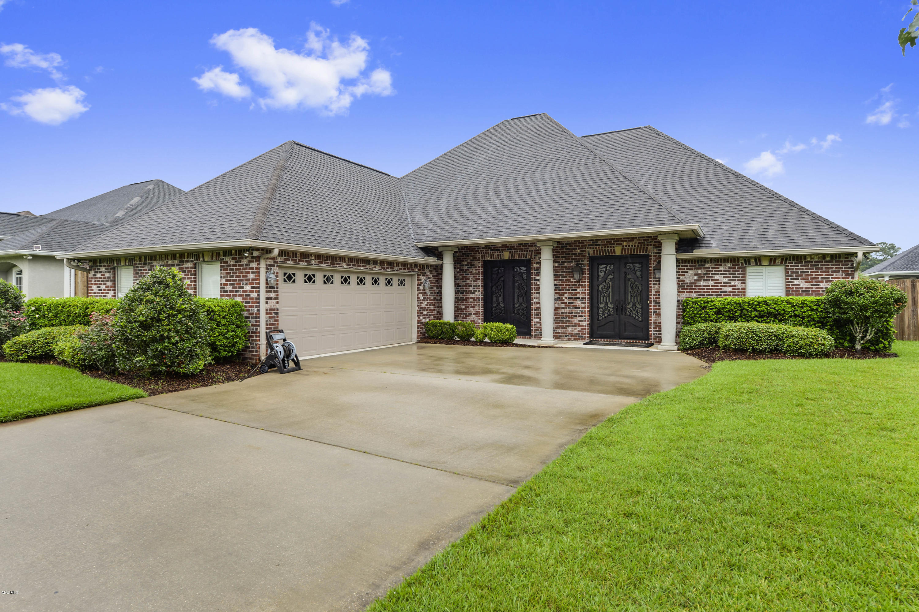 2344 Rue Maison Biloxi, MS 39532 - Photo 1 of 30 002