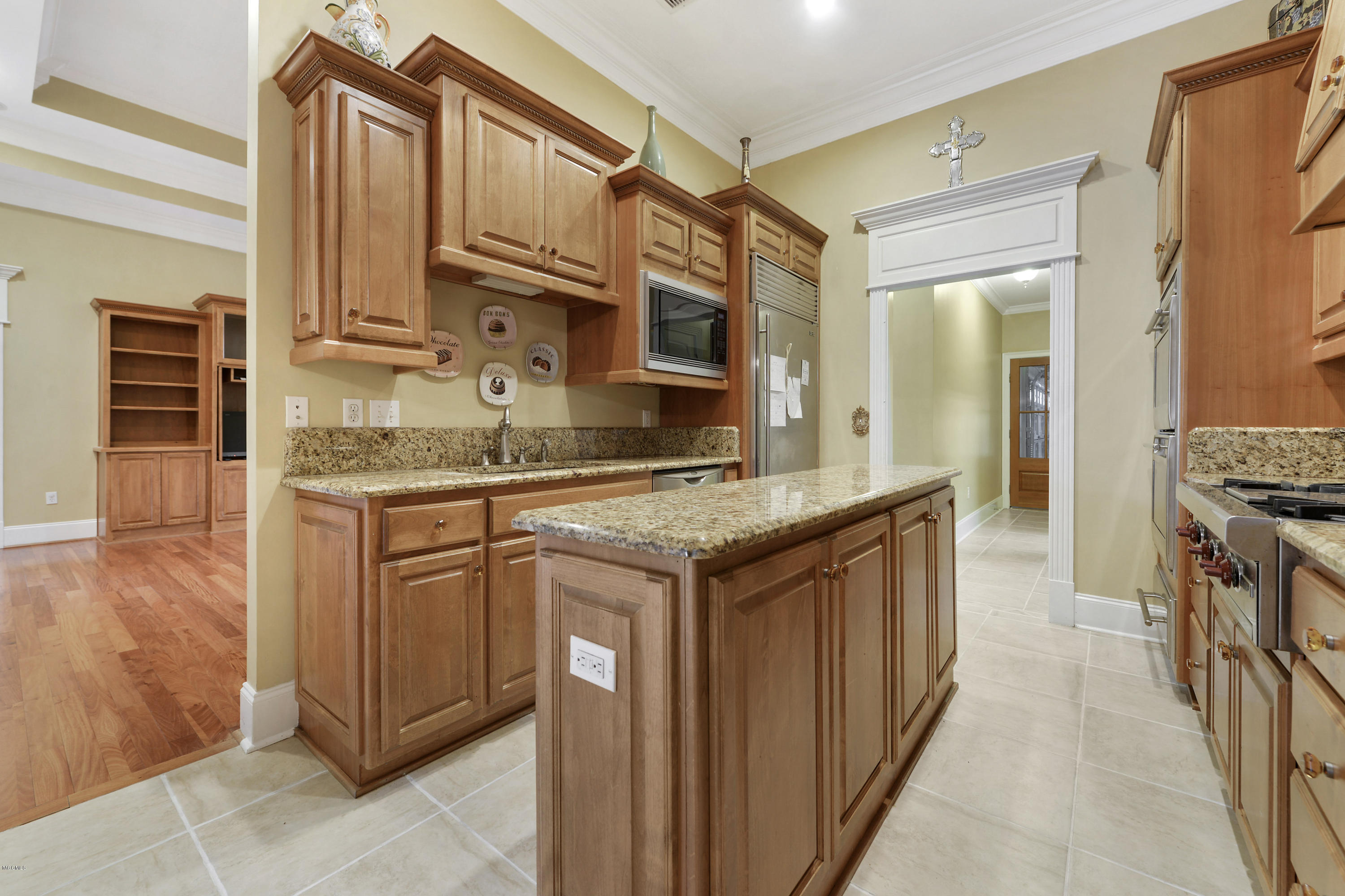 2344 Rue Maison Biloxi, MS 39532 - Photo 10 of 30 010