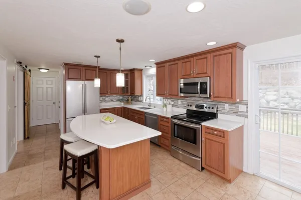 $690,000 | 164 Wachusett Street, Holden, MA 01520