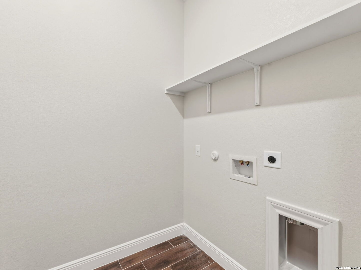 128 West Tree Farm Drive Lytle, TX 78052 - Photo 30 of 45