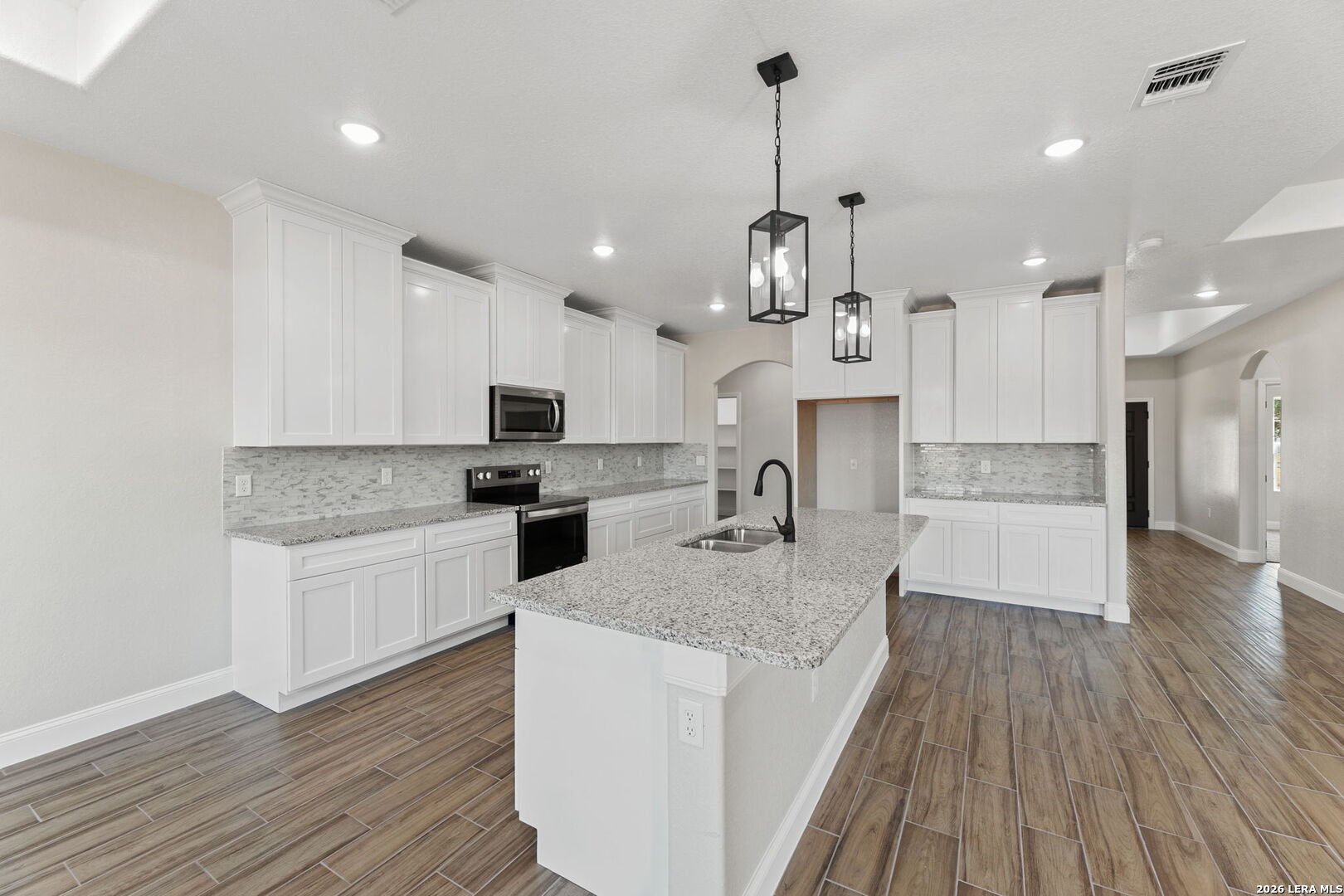 128 West Tree Farm Drive Lytle, TX 78052 - Photo 34 of 50