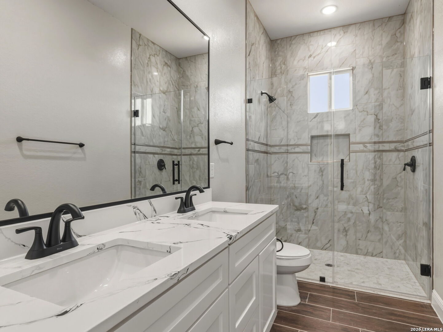 128 West Tree Farm Drive Lytle, TX 78052 - Photo 36 of 45