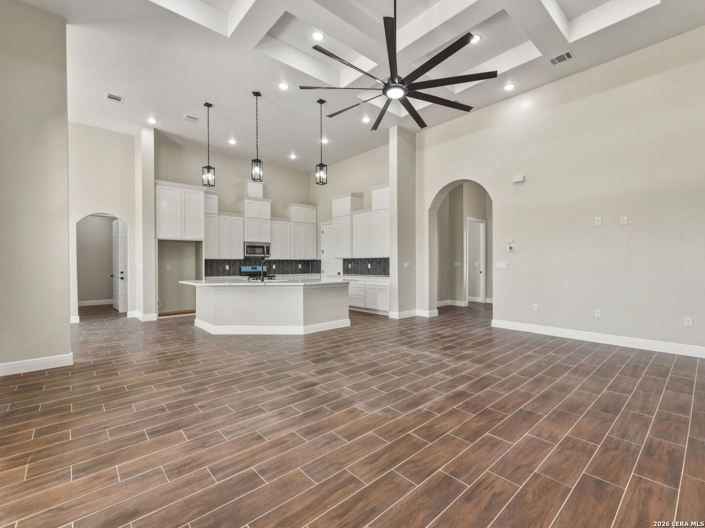 128 West Tree Farm Drive Lytle, TX 78052 - Photo 10 of 45