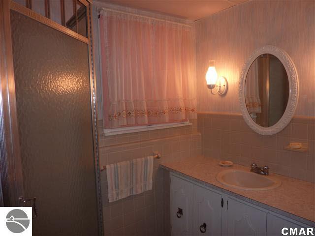 9635 North Green Road Farwell, MI 48622 - Photo 12 of 13 1769444-11.JPG