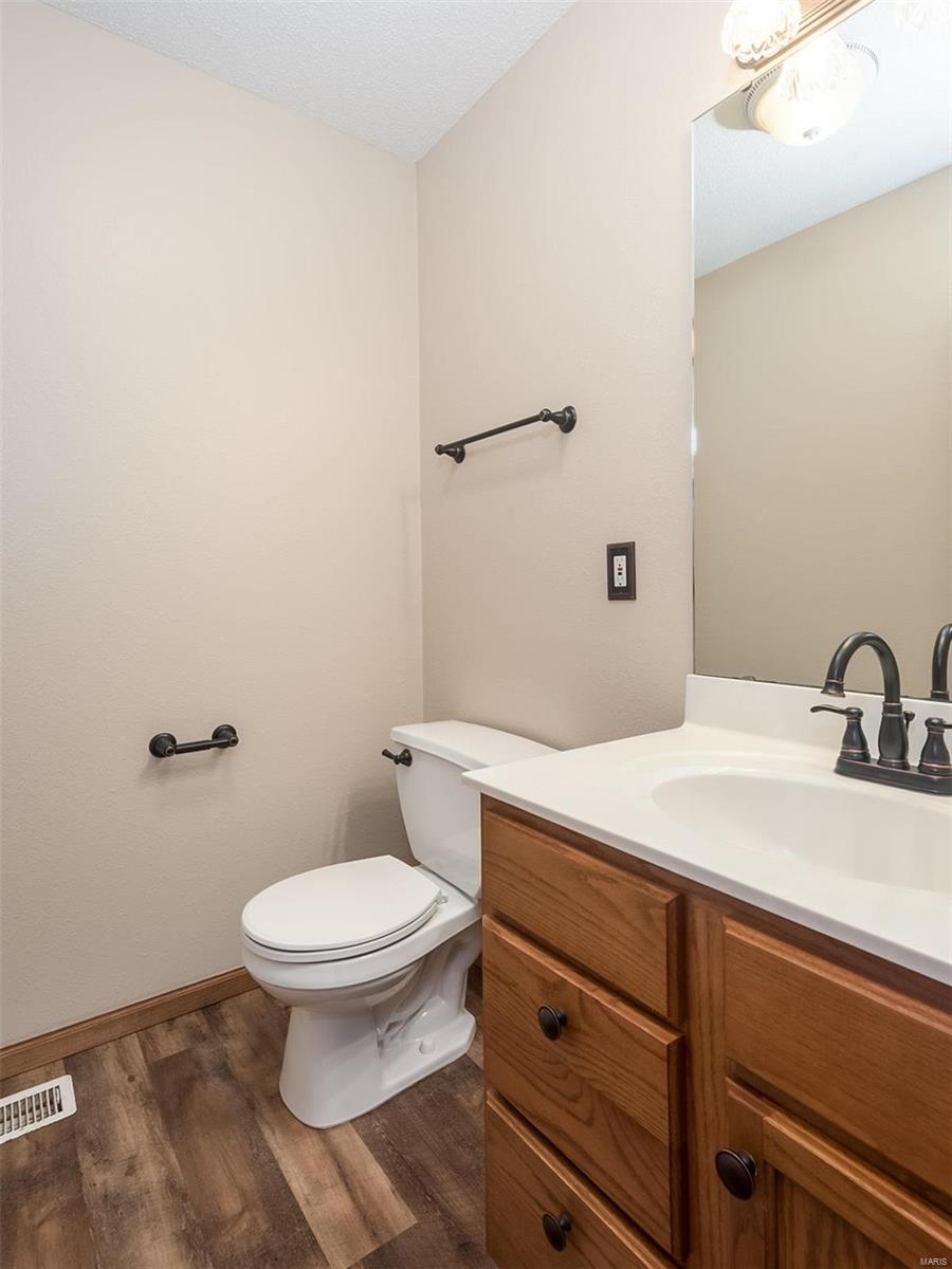 9731 Lebanon Road St. Jacob, IL 62281 - Photo 15 of 59
