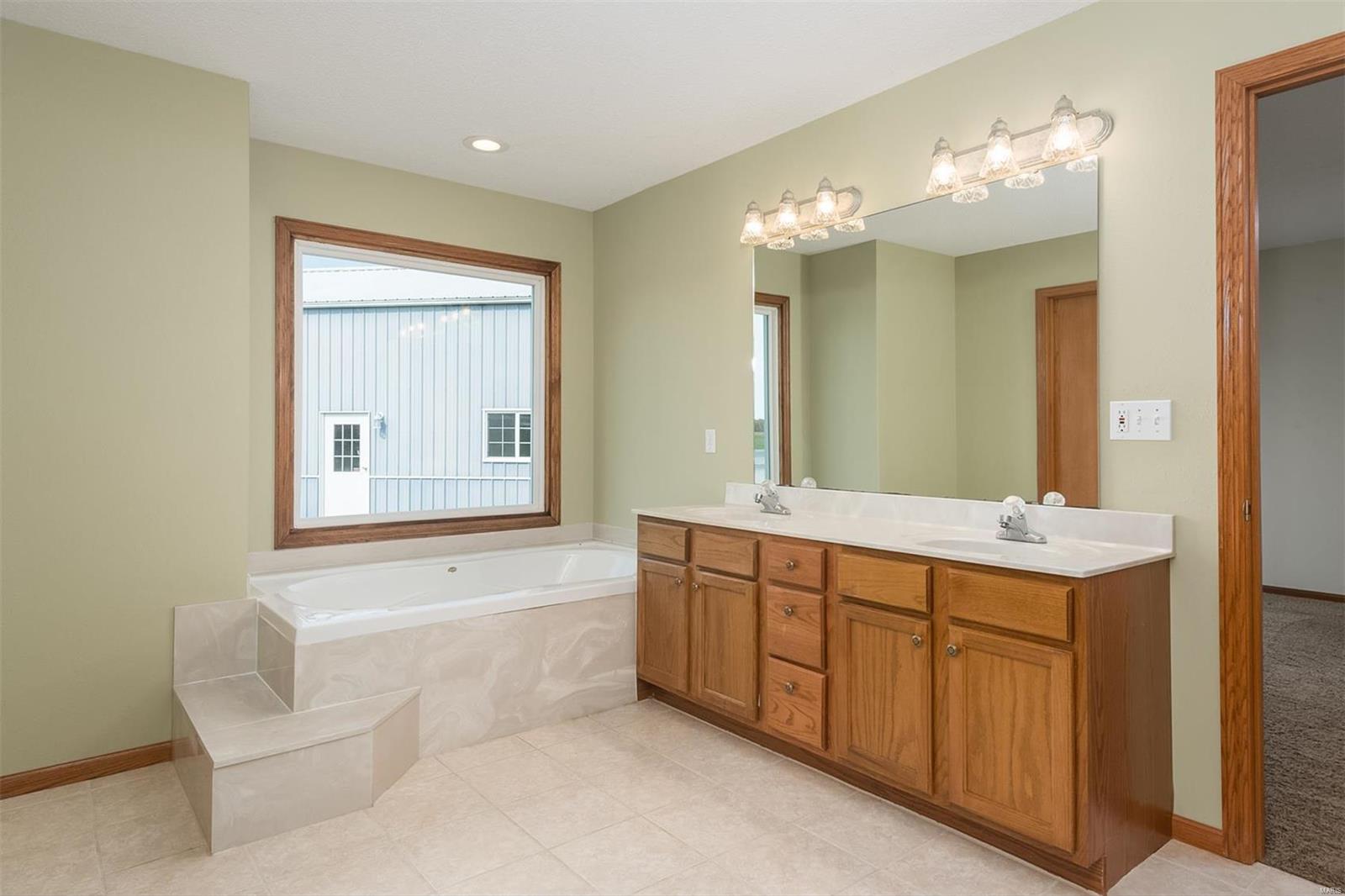 9731 Lebanon Road St. Jacob, IL 62281 - Photo 19 of 59