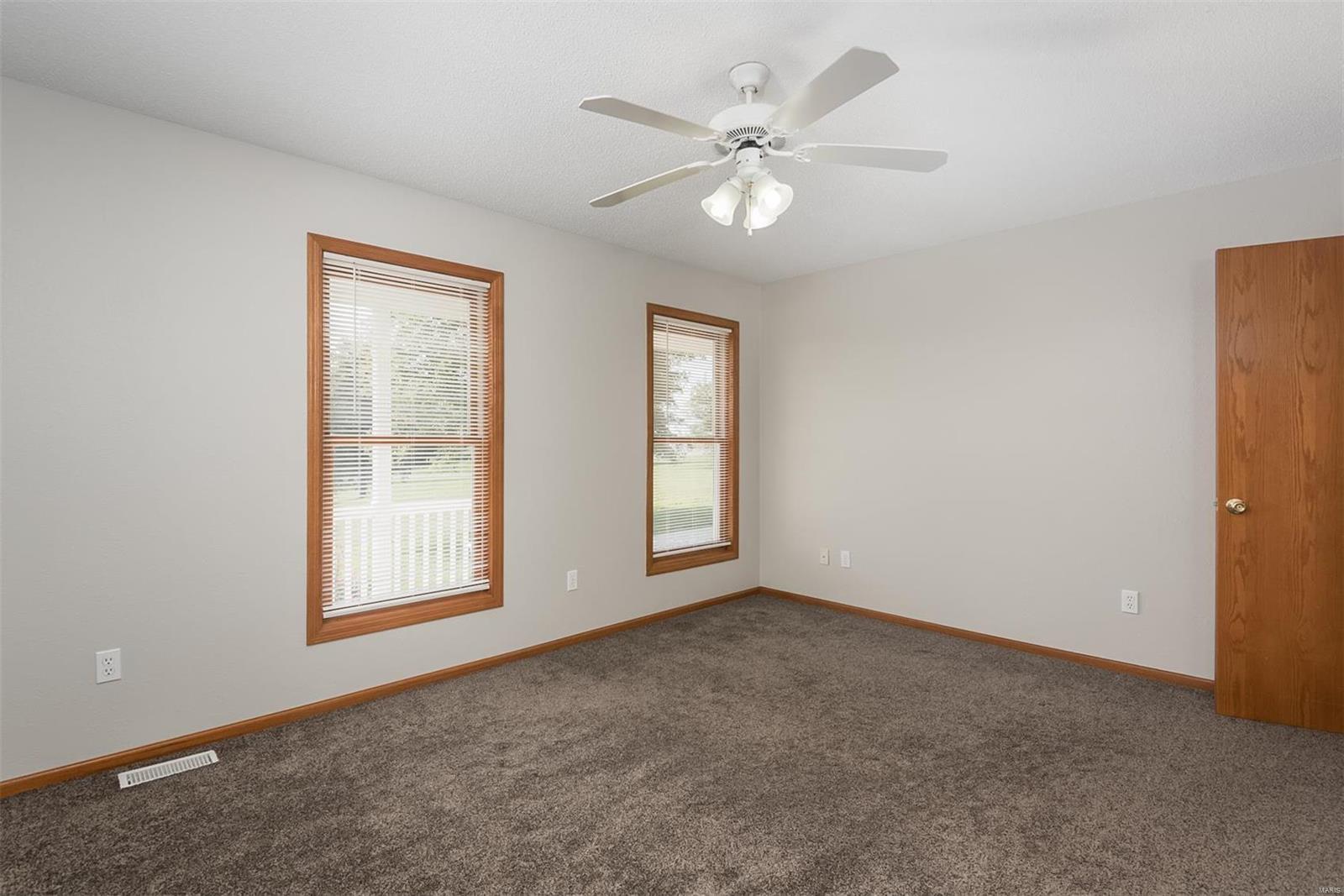 9731 Lebanon Road St. Jacob, IL 62281 - Photo 26 of 59