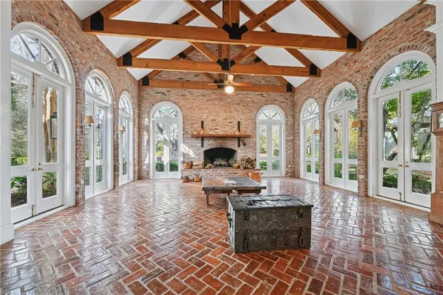 $1,750,000 | 87274 Highway 25, Franklinton, LA 70438