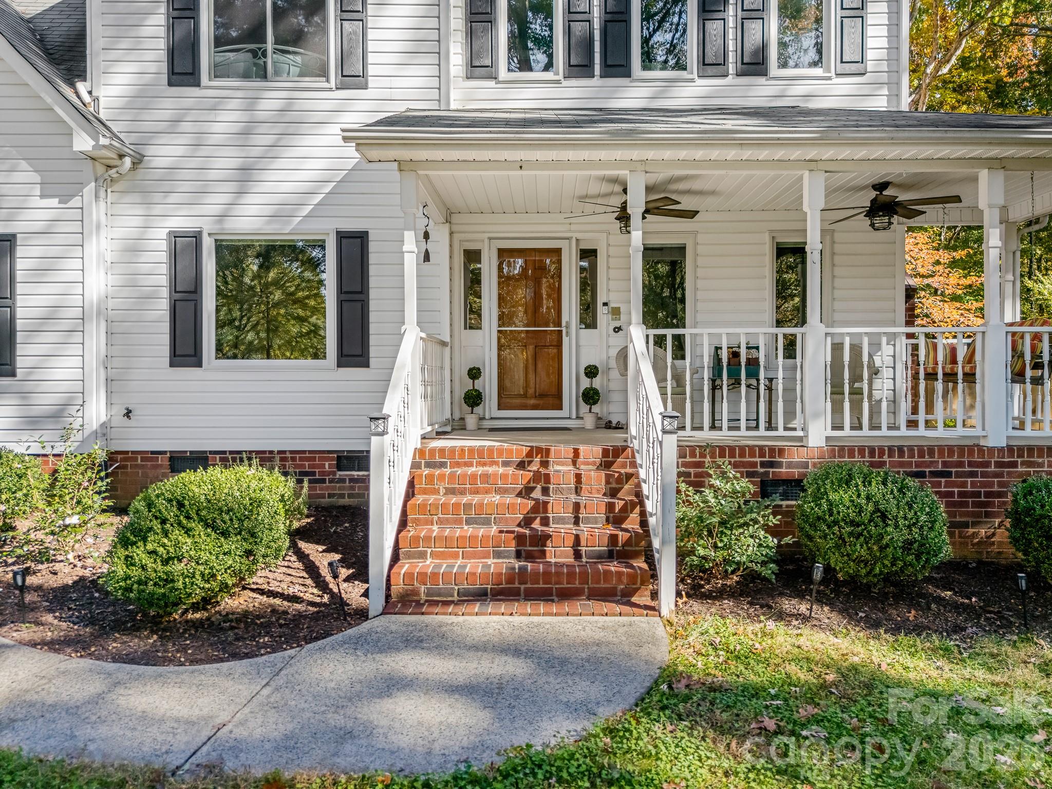 16014 Virginia Lee Court Fort Mill, SC 29708 - Photo 10 of 47
