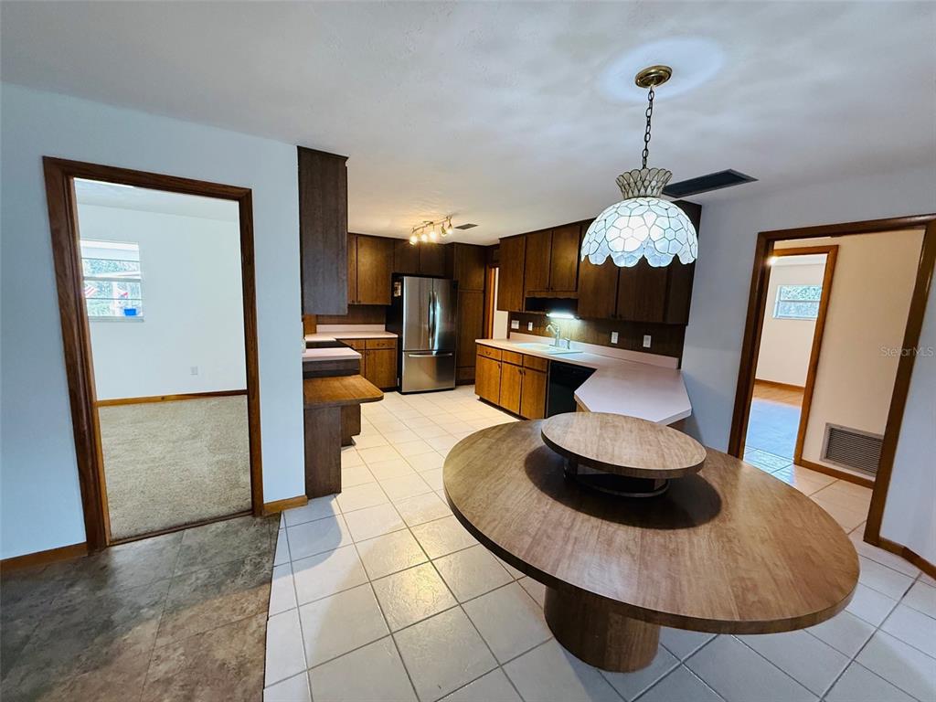 1009 Northwest 36 Road Gainesville, FL 32609 - Photo 4 of 30