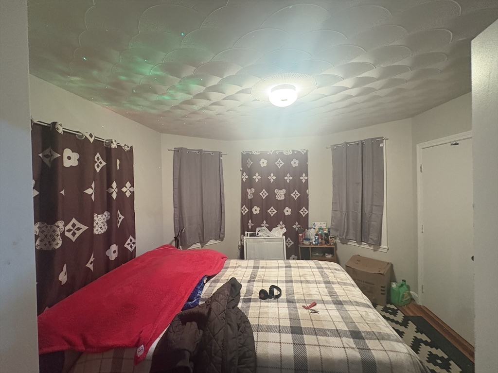 70 Jencks Street Fall River, MA 02723 - Photo 7 of 9