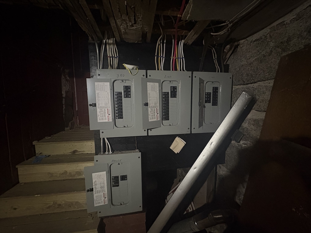 70 Jencks Street Fall River, MA 02723 - Photo 9 of 9