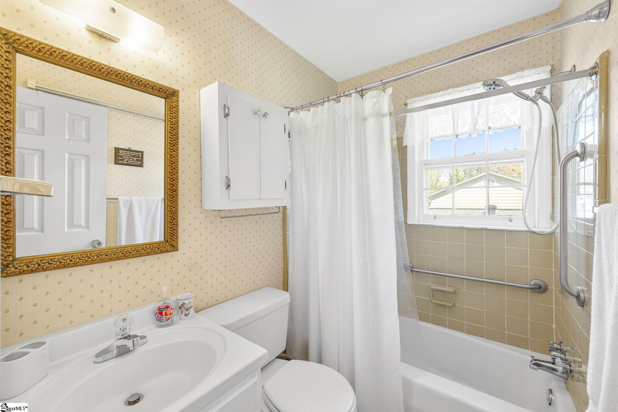 710 Hunts Bridge Road, Unit 6 Greenville, SC 29617 - Photo 18 of 32