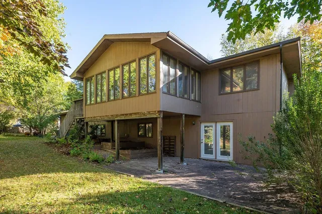 $415,000 | 7585 Lanewood Lane North, Maple Grove, MN 55311