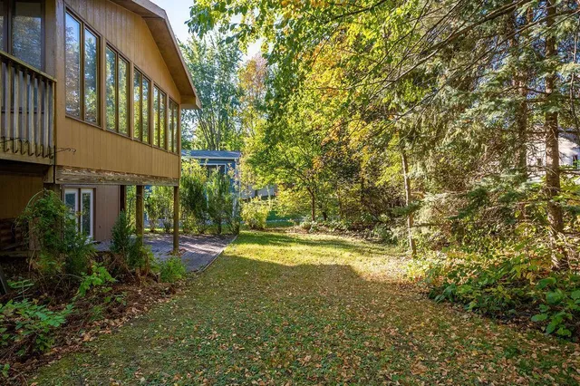 $415,000 | 7585 Lanewood Lane North, Maple Grove, MN 55311