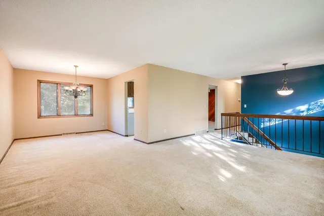 $415,000 | 7585 Lanewood Lane North, Maple Grove, MN 55311