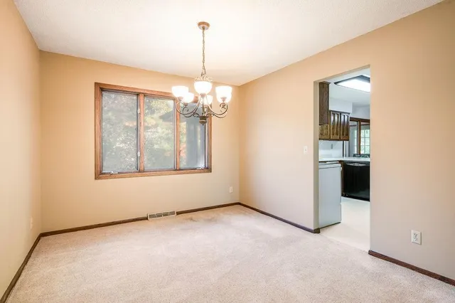 $415,000 | 7585 Lanewood Lane North, Maple Grove, MN 55311