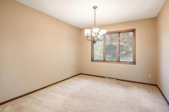 $415,000 | 7585 Lanewood Lane North, Maple Grove, MN 55311