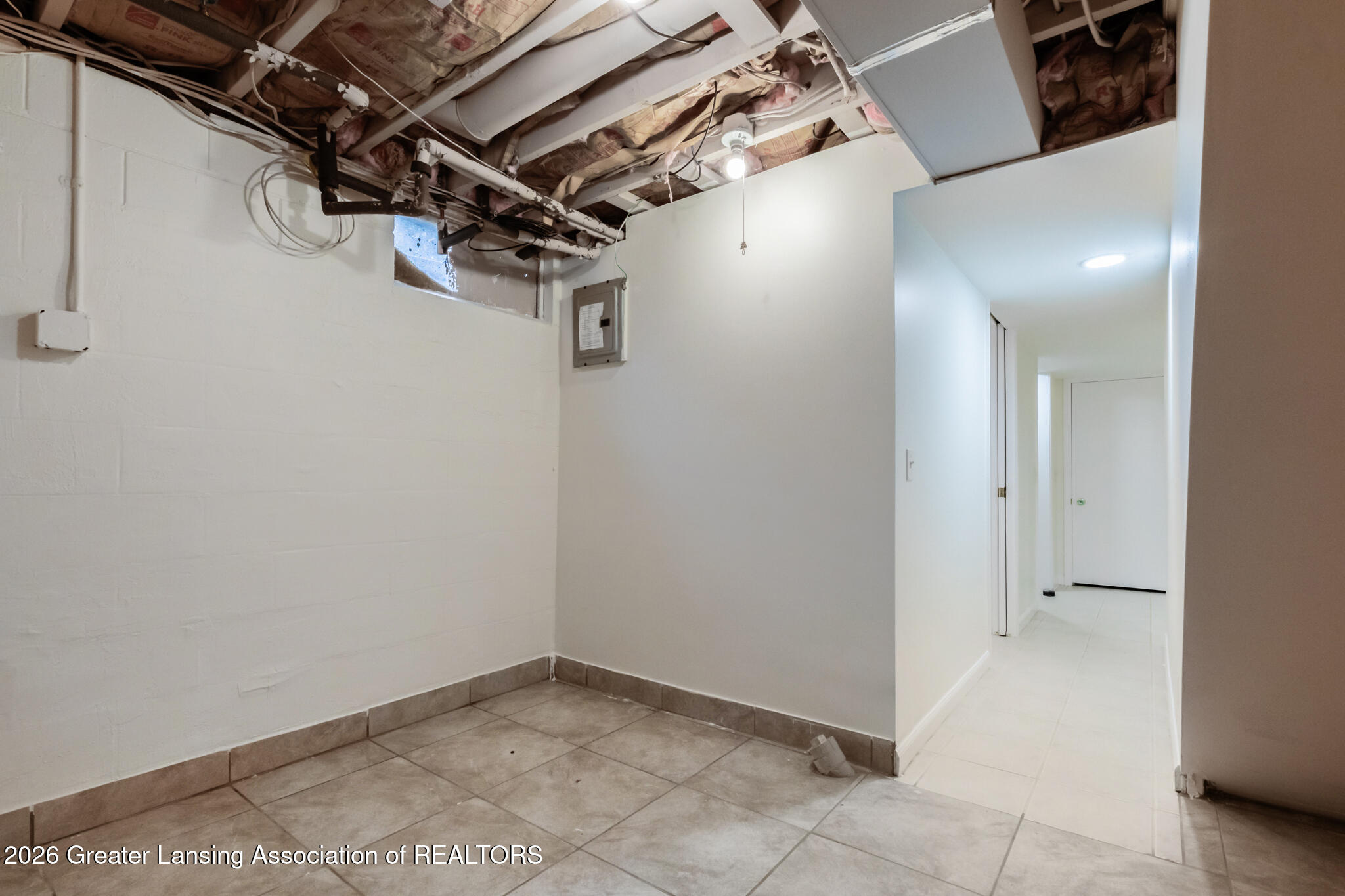 3882 Okemos Road Okemos, MI 48864 - Photo 41 of 48 3882Okemos41