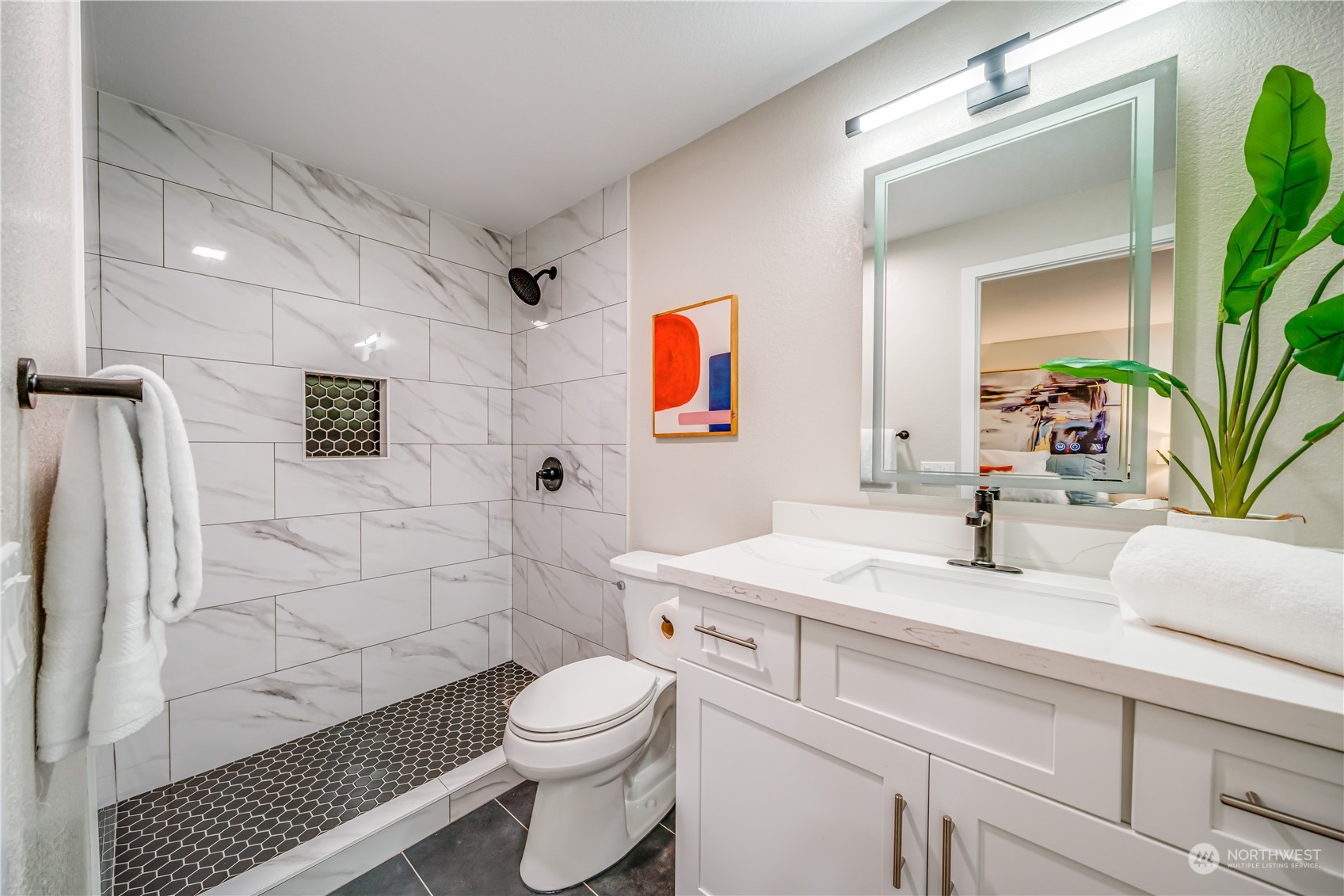 7033 177th Street Southwest Edmonds, WA 98026 - Photo 11 of 21 Gallery Image 11