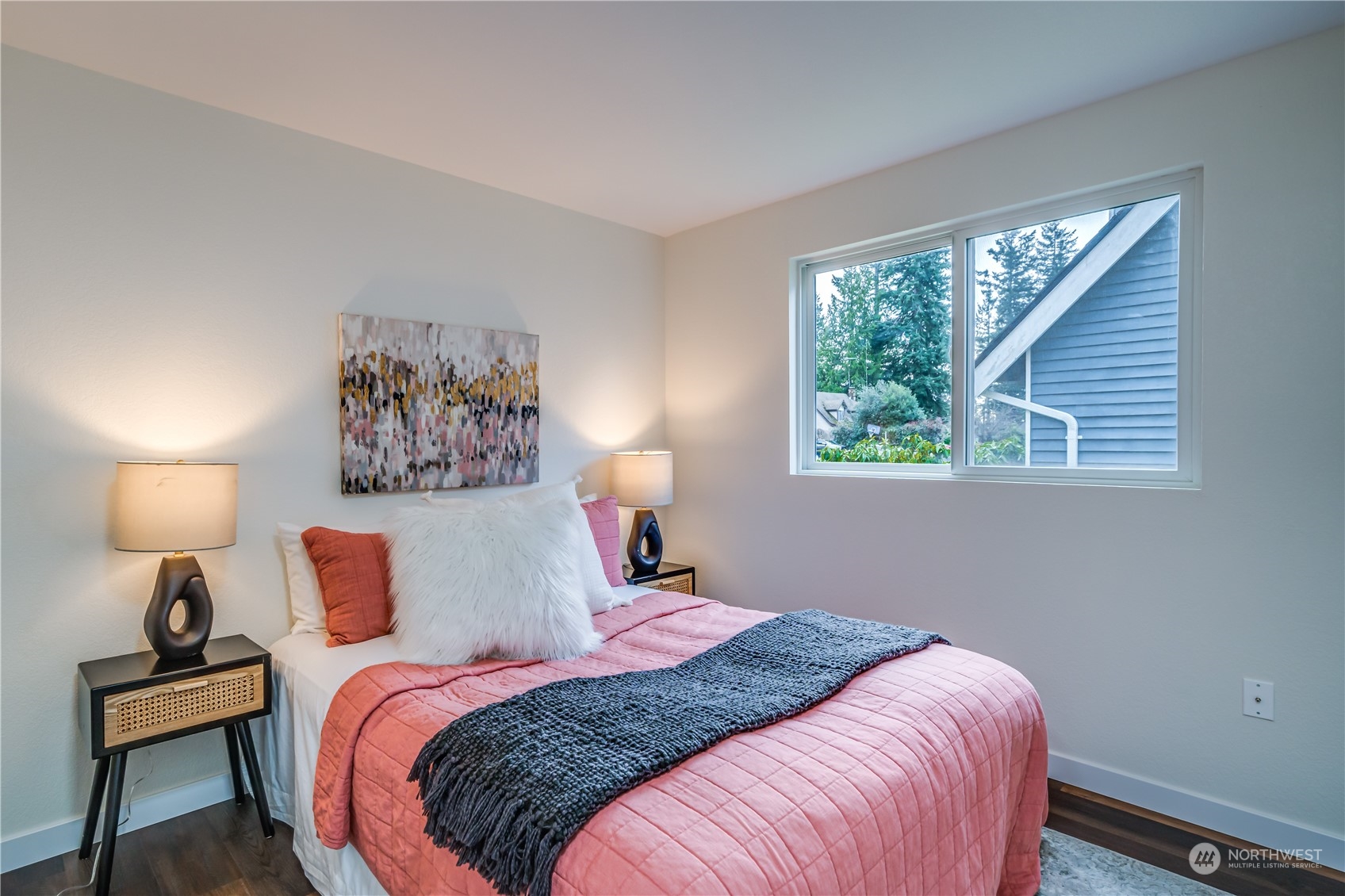 7033 177th Street Southwest Edmonds, WA 98026 - Photo 12 of 21 Gallery Image 12