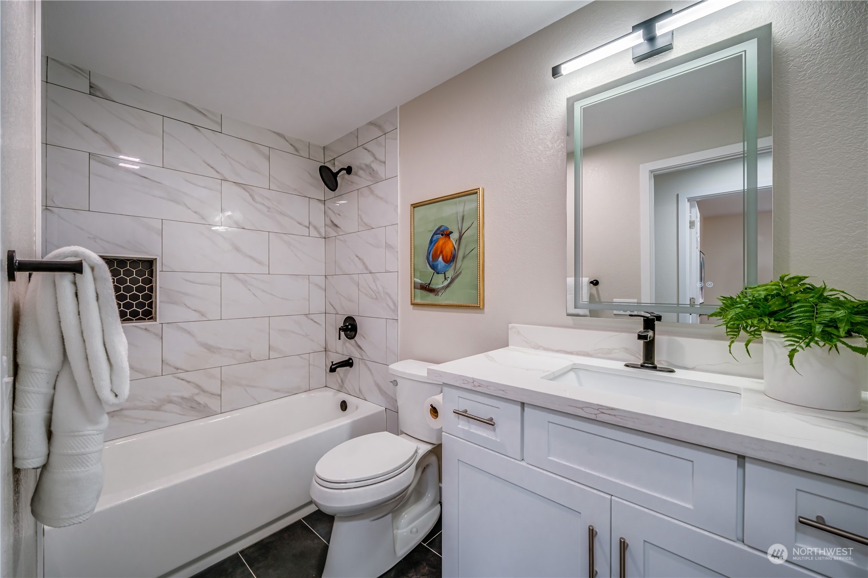7033 177th Street Southwest Edmonds, WA 98026 - Photo 16 of 21 Gallery Image 16