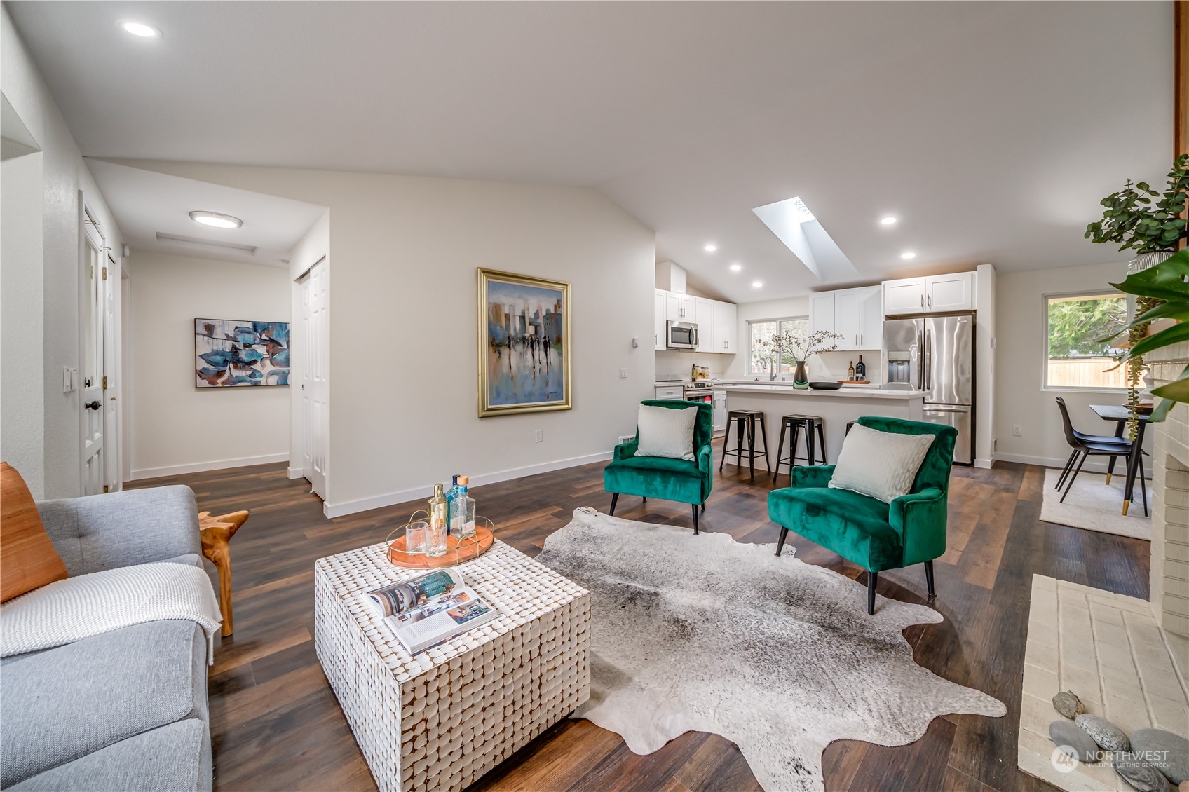 7033 177th Street Southwest Edmonds, WA 98026 - Photo 2 of 21 Gallery Image 2