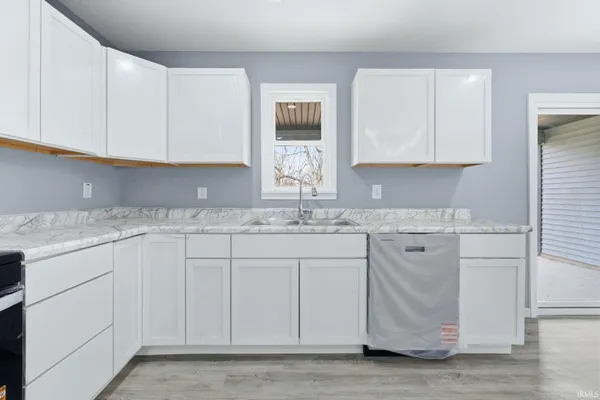 $299,900 | 3821 Clermont Avenue, Fort Wayne, IN 46806