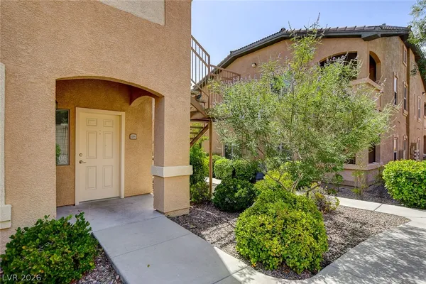 $1,595 | 8985 South Durango Drive, Unit 1099, Las Vegas, NV 89113
