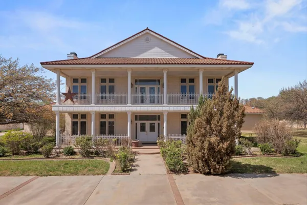 $1,550,000 | 2404 York Avenue, Lubbock, TX 79407