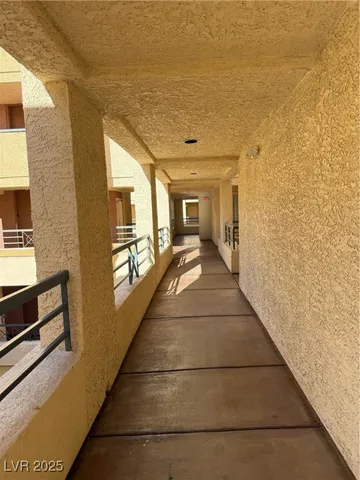$2,100 | 270 East Flamingo Road, Unit 315, Las Vegas, NV 89169