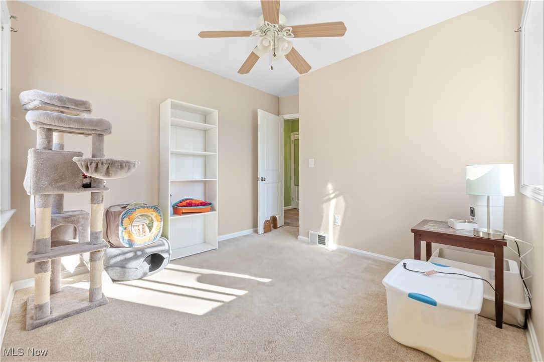557 Hilliard Road Elyria, OH 44035 - Photo 17 of 38 Gallery Image 17