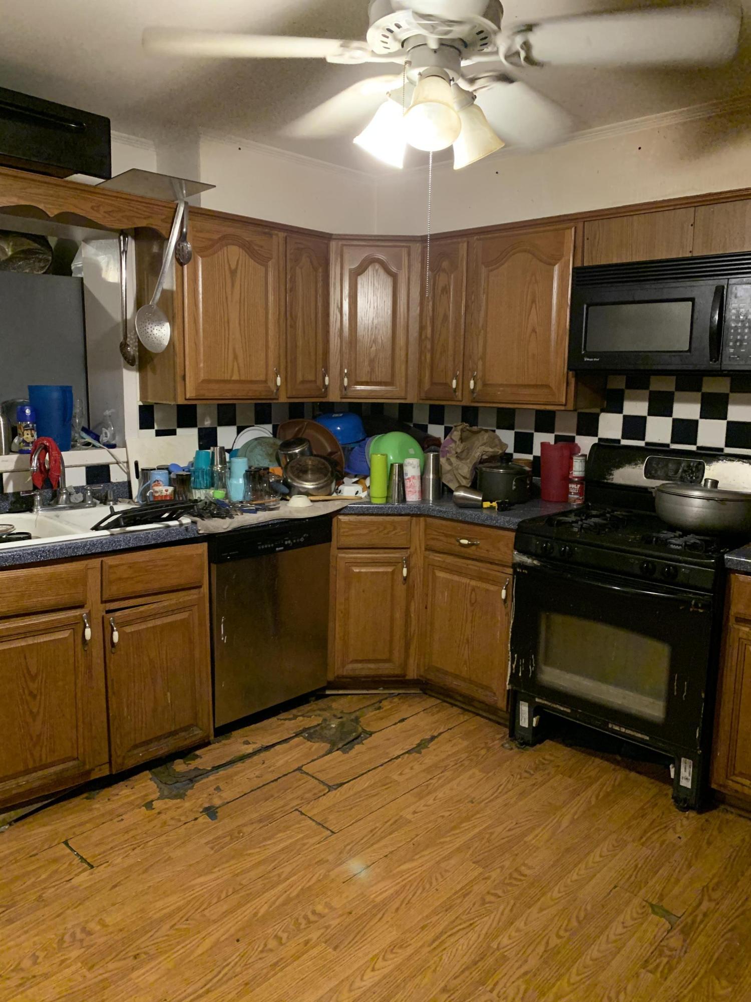 68 West Mango Road Lake Worth, FL 33467 - Photo 8 of 9 2EF0F889-5FC4-4305-8F76-DE25EA022108