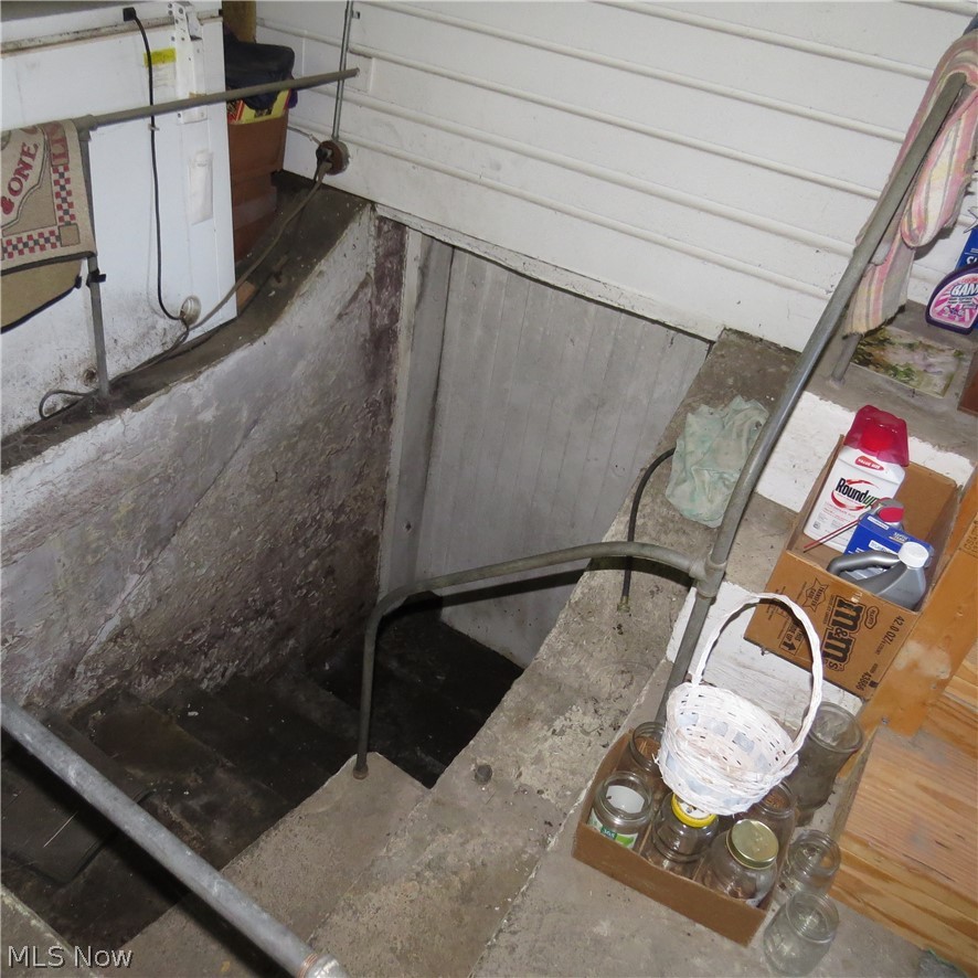 4441 Arrow Road Northwest Carrollton, OH 44615 - Photo 27 of 35 Basement access from garage