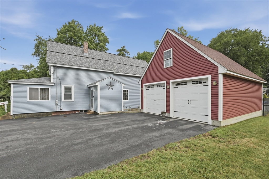 53 Water Street Gardner, MA 01440 - Photo 2 of 31