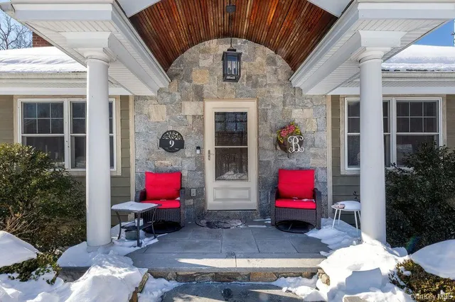 $499,000 | 9 Gallows Hill Road, Cortlandt Manor, NY 10567