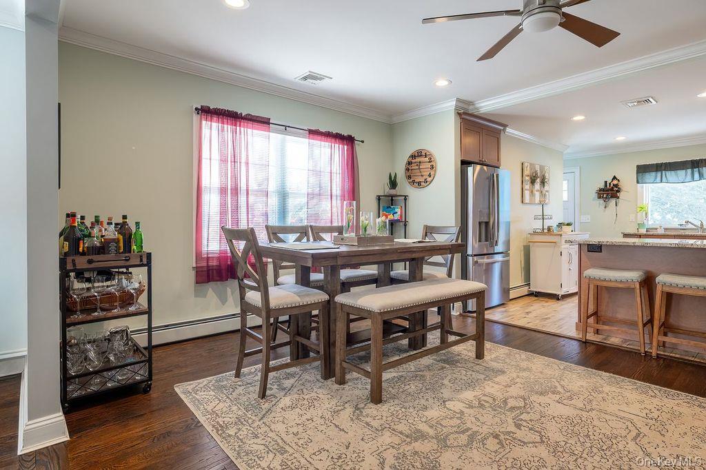 9 Gallows Hill Road Cortlandt Manor, NY 10567 - Photo 8 of 28 Dining Room