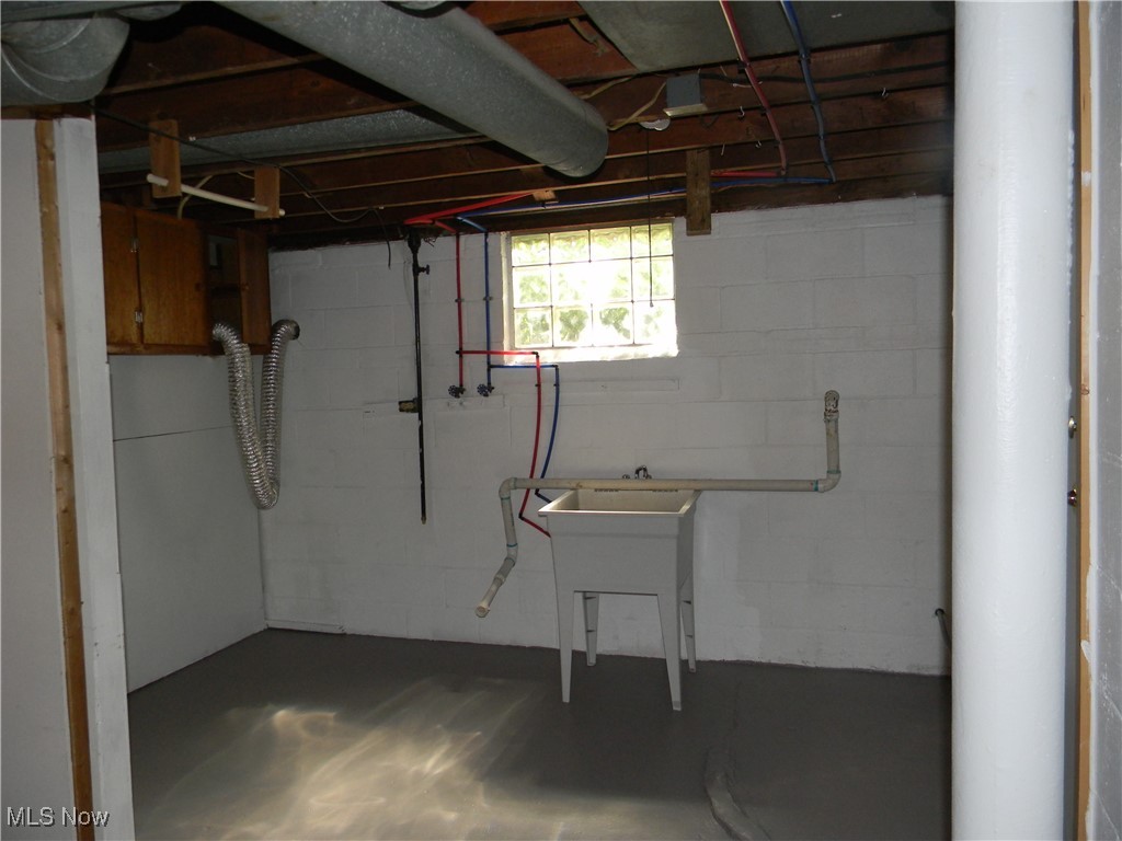 717 State Road Northwest Warren, OH 44483 - Photo 26 of 37 View of basement