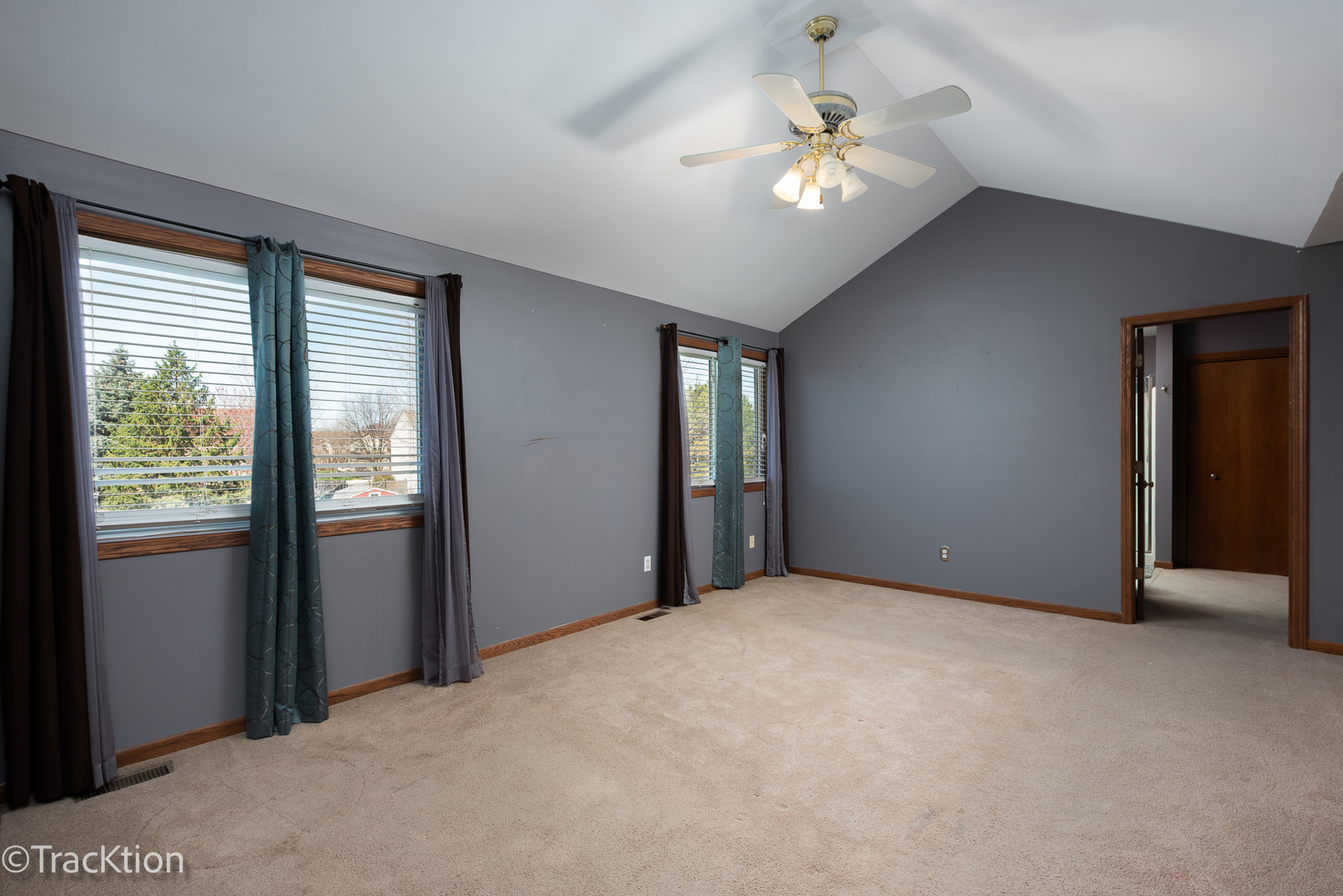 323 Mallard Lane Sugar Grove, IL 60554 - Photo 19 of 32 a view of an empty room with a window