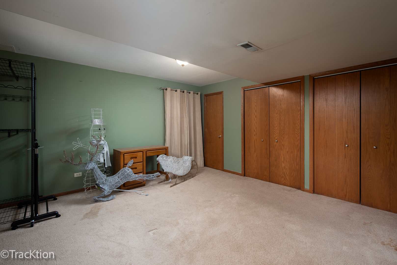 323 Mallard Lane Sugar Grove, IL 60554 - Photo 26 of 32 a view of a room with gym equipment