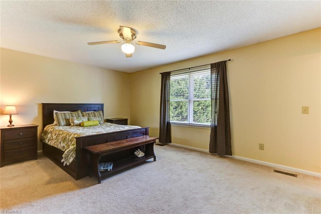 5804 Running Ridge Road Greensboro, NC 27407 - Photo 13 of 23 Gallery Image 13