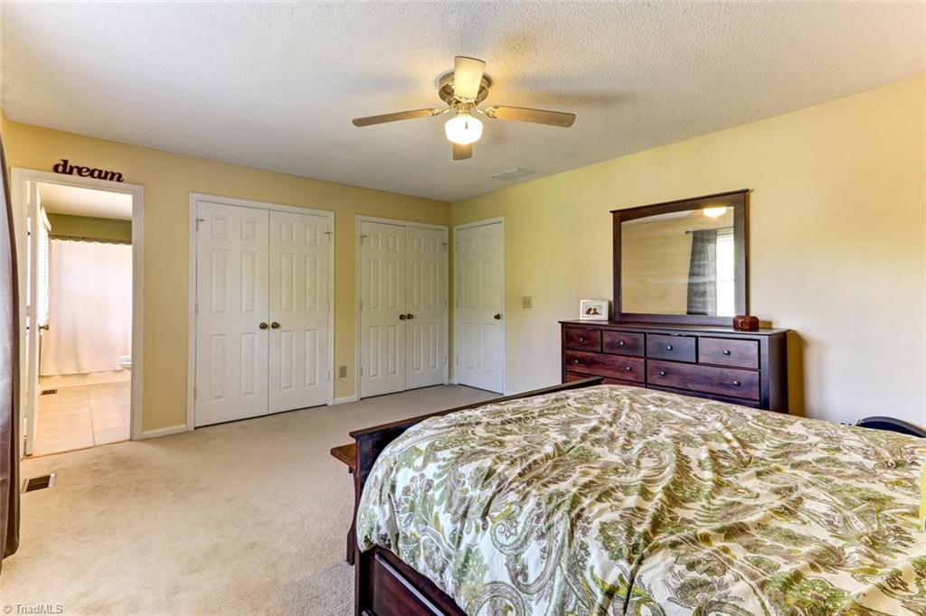 5804 Running Ridge Road Greensboro, NC 27407 - Photo 14 of 23 Gallery Image 14